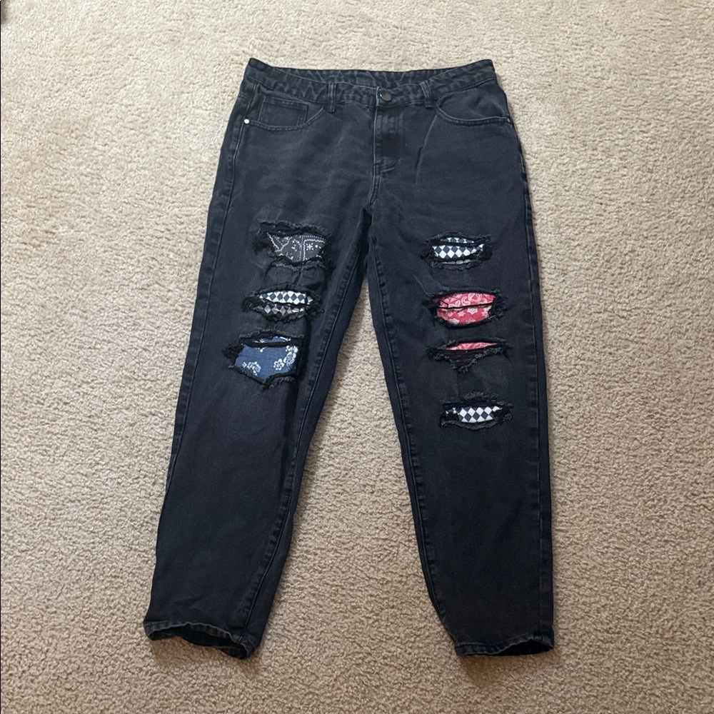 Black Distressed Men’s jeans size 32 by 30